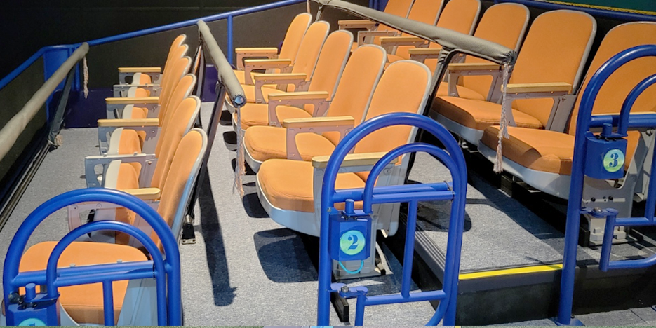 입체영화방